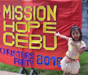 Celebrating Christmas in Cebu City and bringing hope to the families of Cebu